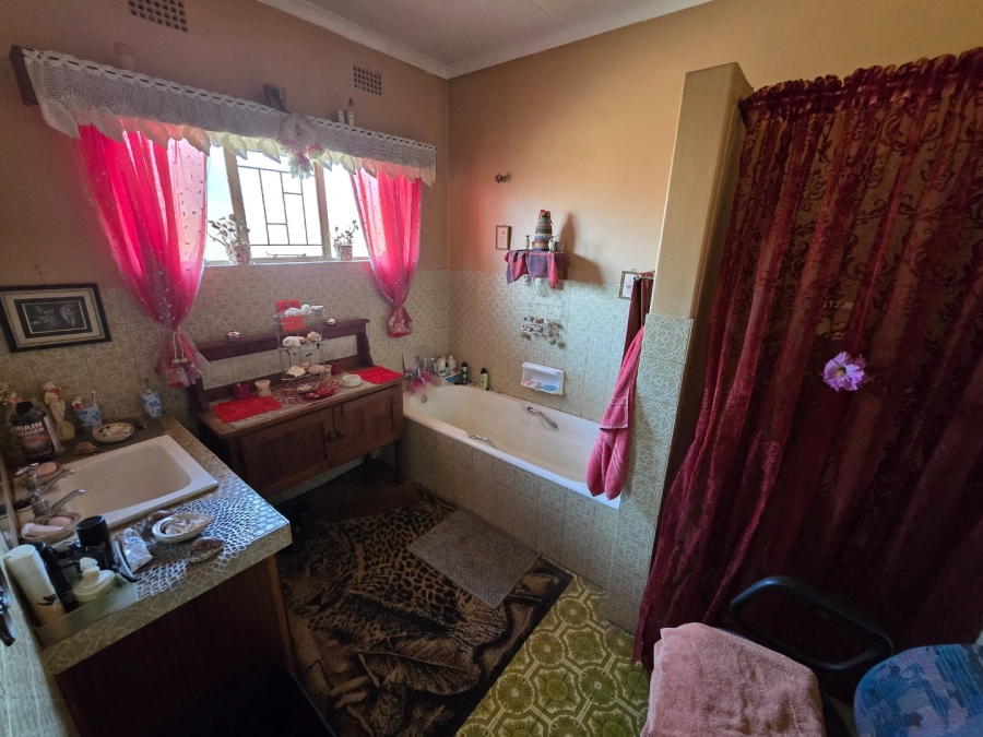 3 Bedroom Property for Sale in Potchefstroom North West